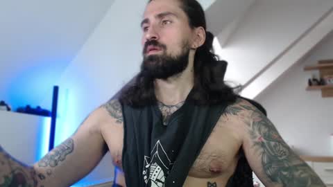 Snapshot of mateohalifa chatting on December 6, 9:54 am mateohalifa online show from December 6, 9:54 am