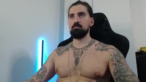 Snapshot of mateohalifa chatting on October 27, 6:01 pm mateohalifa online show from October 27, 6:01 pm