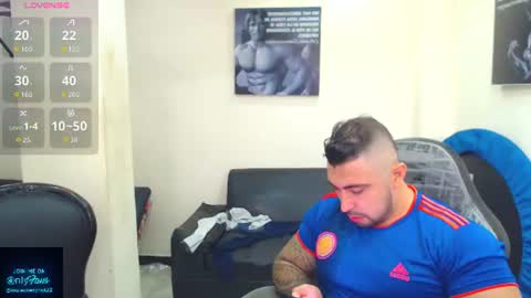 Snapshot of mateosexyhot22 chatting on June 27, 5:07 pm Mateo online show from June 27, 5:07 pm
