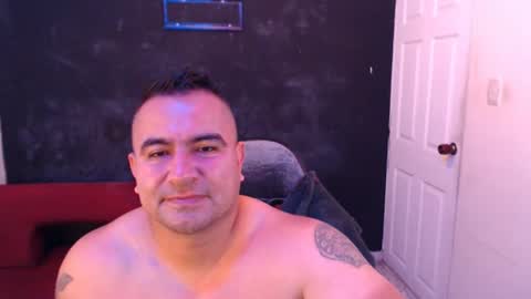 Snapshot of mateosexyhot22 chatting on July 3, 1:50 pm Mateo online show from July 3, 1:50 pm