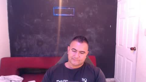 Snapshot of mateosexyhot22 chatting on July 19, 1:31 am Mateo online show from July 19, 1:31 am