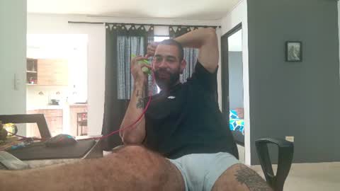 Matheus     online show from June 21, 6:32 pm