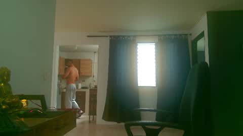 Matheus     online show from June 29, 7:14 pm