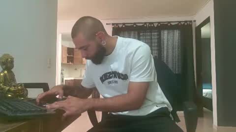Matheus     online show from July 21, 9:06 pm