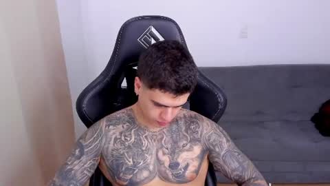 Snapshot of mathew_wolf4 chatting on July 6, 11:51 pm Mathew Independent model online show from July 6, 11:51 pm