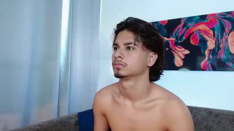 Snapshot of mathewadams chatting on November 18, 6:45 pm Mathew online show from November 18, 6:45 pm