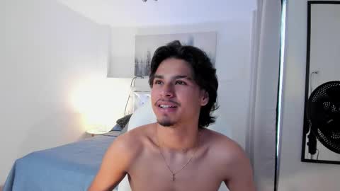 Snapshot of mathewadams chatting on November 24, 7:02 pm Mathew online show from November 24, 7:02 pm