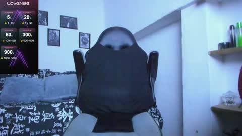 Snapshot of mathews_19 chatting on July 29, 11:41 am Teo online show from July 29, 11:41 am