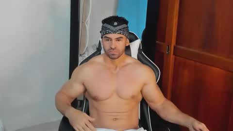 mathews_smith online show from February 21, 11:33 am