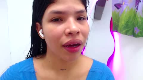 Snapshot of mati0421 chatting on May 6, 11:48 am Mati04 online show from May 6, 11:48 am
