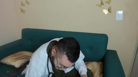 Snapshot of matia_zelvya chatting on June 15, 12:18 pm matia zelvya online show from June 15, 12:18 pm