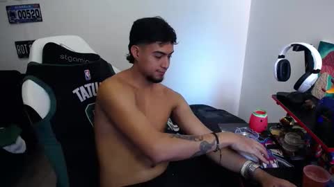 matias online show from November 17, 7:41 pm