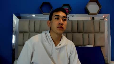 Snapshot of matias_jeong chatting on November 27, 12:07 pm Matias Jeong online show from November 27, 12:07 pm