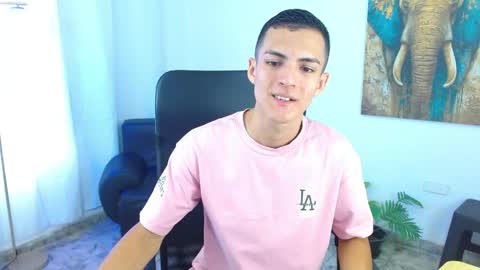 Snapshot of matiius18 chatting on May 25, 1:50 pm Matias online show from May 25, 1:50 pm