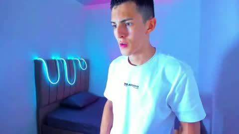 Snapshot of matiius18 chatting on June 15, 7:16 pm Matias online show from June 15, 7:16 pm