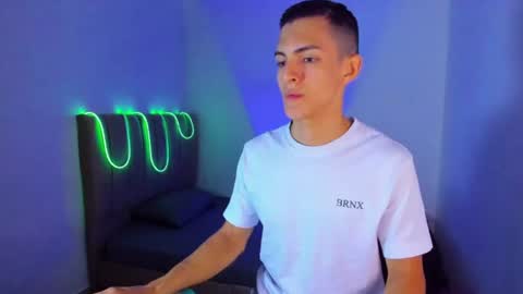 Snapshot of matiius18 chatting on July 6, 1:41 pm Matias online show from July 6, 1:41 pm