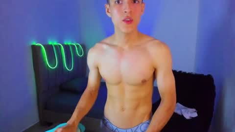 Snapshot of matiius18 chatting on July 27, 2:57 pm Matias online show from July 27, 2:57 pm