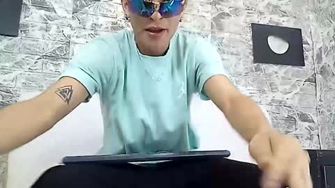 Snapshot of matius_montes chatting on October 12, 8:08 pm matius_montes online show from October 12, 8:08 pm