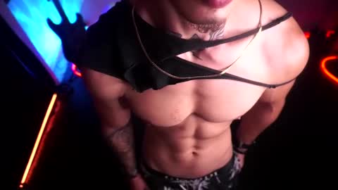 matius online show from March 10, 1:21 pm