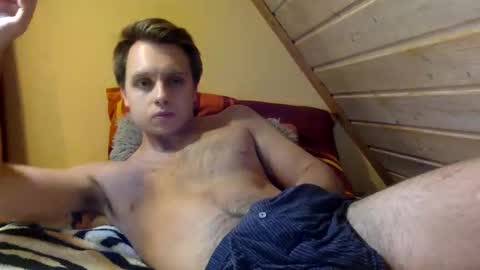 Snapshot of matko1492 chatting on October 16, 4:30 pm matko1492 online show from October 16, 4:30 pm