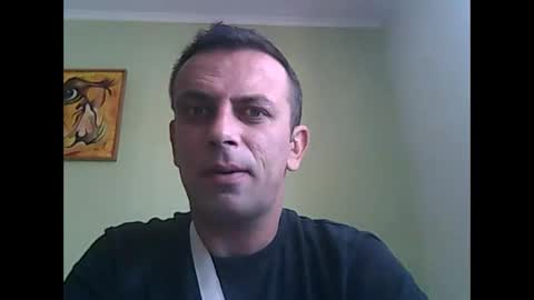 Snapshot of matoterzic48 chatting on October 4, 9:40 am toma online show from October 4, 9:40 am