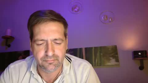 Snapshot of matrike1 chatting on December 20, 9:39 pm matrike1 online show from December 20, 9:39 pm