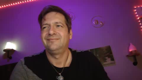 Snapshot of matrike1 chatting on January 19, 12:17 am matrike1 online show from January 19, 12:17 am