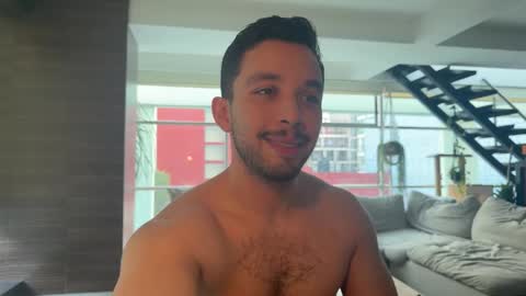 Snapshot of matt_artim chatting on January 15, 11:19 pm The Matt Leon online show from January 15, 11:19 pm