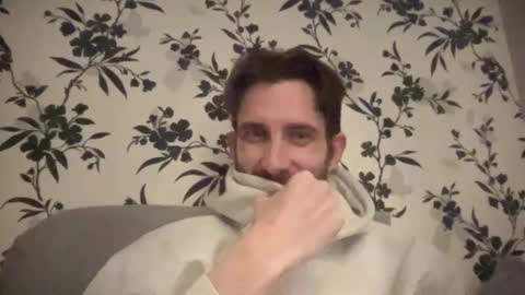 Snapshot of mattcarta chatting on February 5, 9:07 pm mattcarta online show from February 5, 9:07 pm