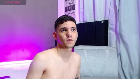 ---Matteo--- online show from November 6, 4:46 am