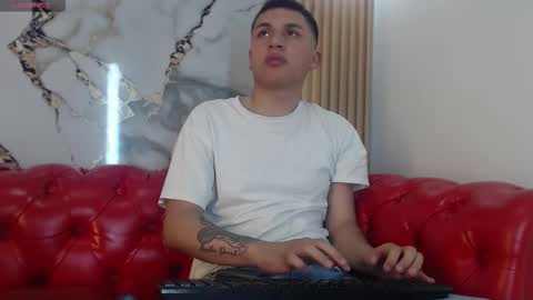 matteo online show from March 6, 11:39 am