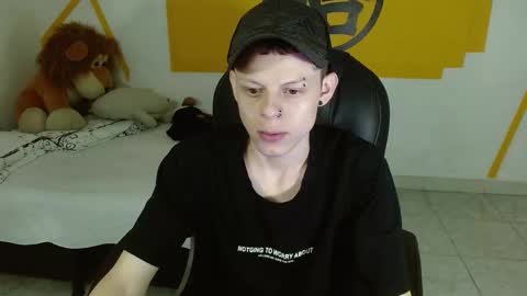 MatthewBoy online show from January 18, 5:20 am