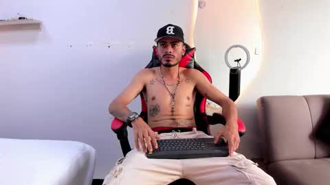 Matthew online show from January 7, 8:22 pm