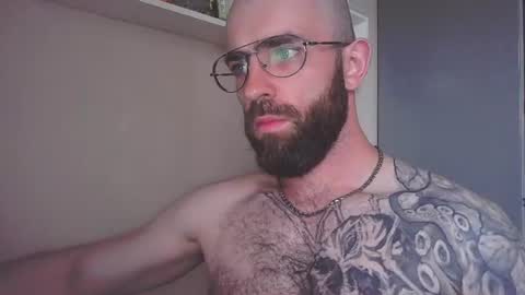 Snapshot of matthewnoir chatting on July 13, 5:43 am matthewnoir online show from July 13, 5:43 am