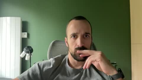 Snapshot of matthias24 chatting on October 13, 12:16 pm M online show from October 13, 12:16 pm