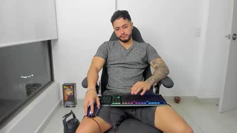 Mattias online show from February 23, 11:35 pm