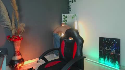 mattias     online show from September 24, 12:03 am