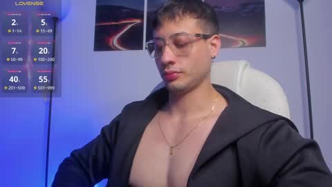 mattsaill_ online show from October 25, 3:18 pm