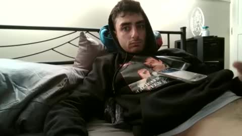 Snapshot of mattsroom123 chatting on March 4, 5:13 pm mattsroom123 online show from March 4, 5:13 pm