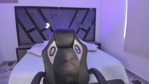 Matt online show from November 11, 8:09 pm