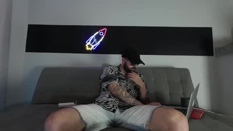 Snapshot of mattxfeet chatting on February 26, 2:59 am Matt online show from February 26, 2:59 am