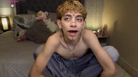 matty_spark online show from November 12, 2:17 pm