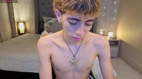 matty_spark online show from December 3, 2:04 pm