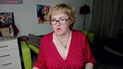 Snapshot of mature_blonde7 chatting on January 29, 6:07 pm Lana online show from January 29, 6:07 pm