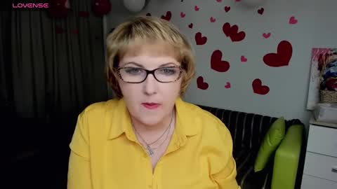 Snapshot of mature_blonde7 chatting on February 7, 3:52 pm Lana online show from February 7, 3:52 pm