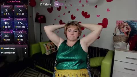 Snapshot of mature_blonde7 chatting on February 12, 11:09 pm Lana online show from February 12, 11:09 pm