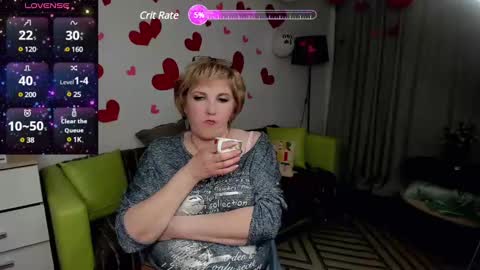 Snapshot of mature_blonde7 chatting on March 12, 7:28 pm Lana online show from March 12, 7:28 pm