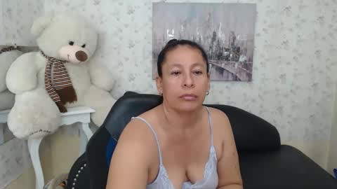 Martina online show from May 2, 9:36 am