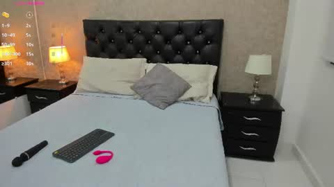 Snapshot of mature_rocio chatting on July 27, 1:23 am Rocio online show from July 27, 1:23 am