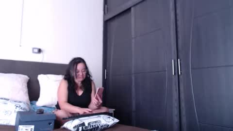 Sonia online show from February 6, 4:21 pm